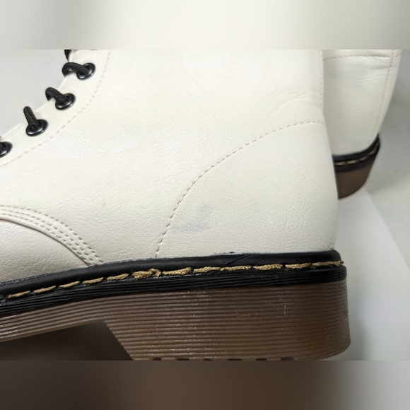 White combat boots, near new Rue 21 - Picture 6 of 12